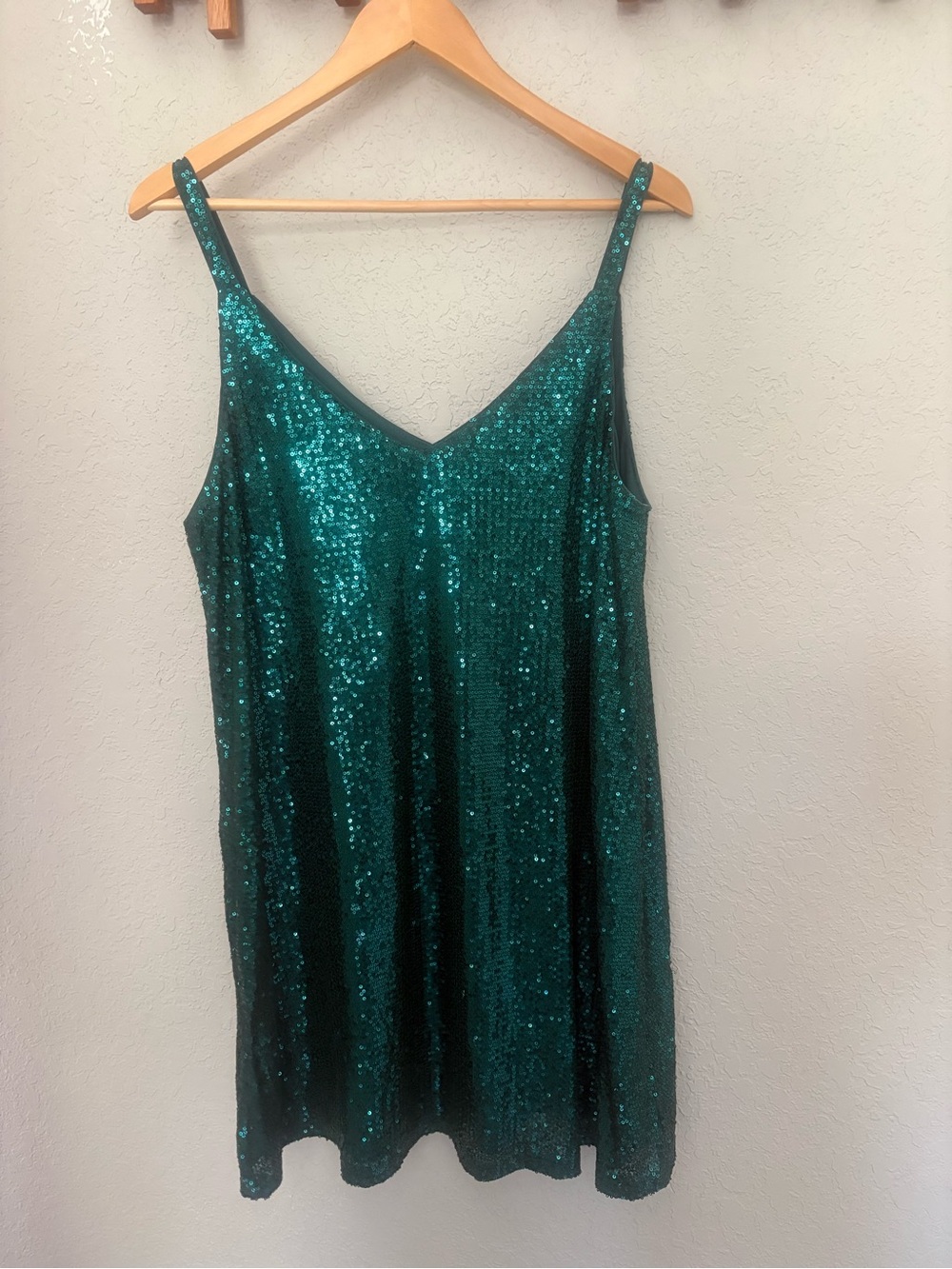 Sparkling Emerald Sequin shift Dress - Women's xl - Picture 2 of 12